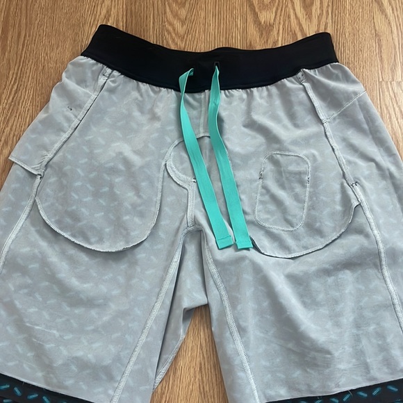 Lululemon Mens Core Short 11” - Picture 4 of 6